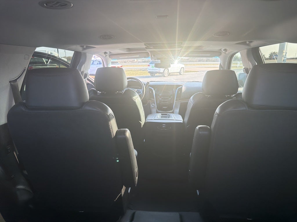 2019 Cadillac Escalade Luxury