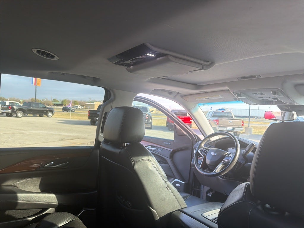 2019 Cadillac Escalade Luxury