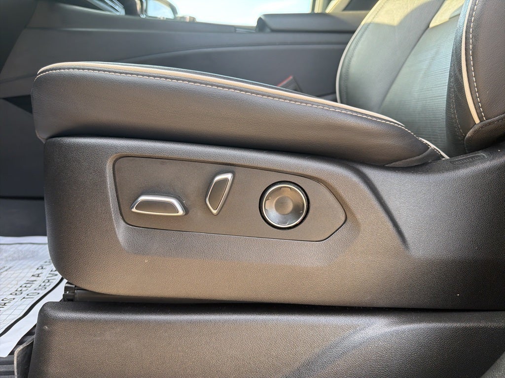 2023 Cadillac Escalade 4WD Sport