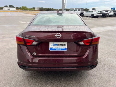 2025 Nissan Altima SV FWD
