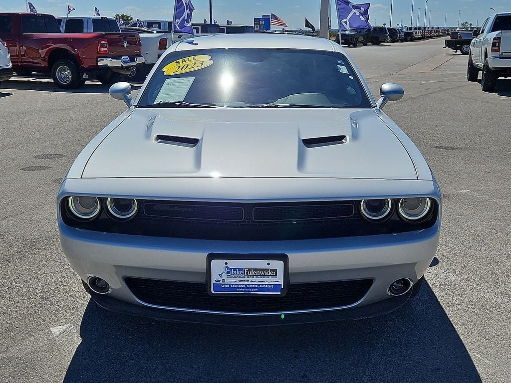 2023 Dodge Challenger SXT