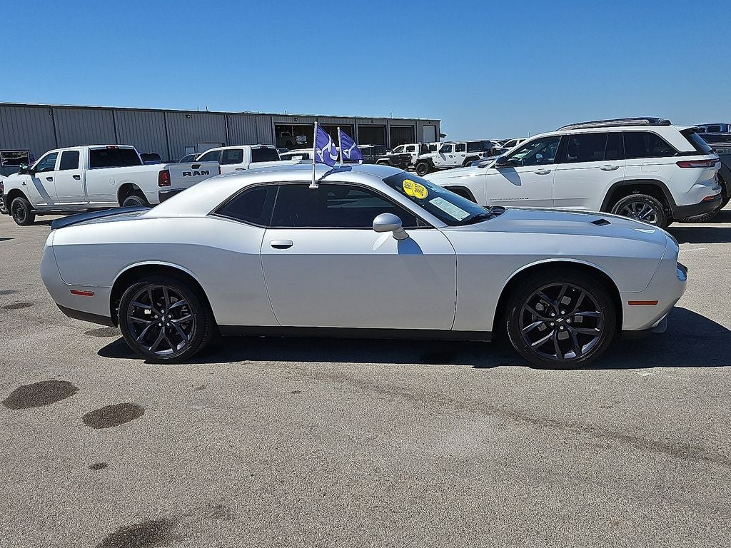 2023 Dodge Challenger SXT