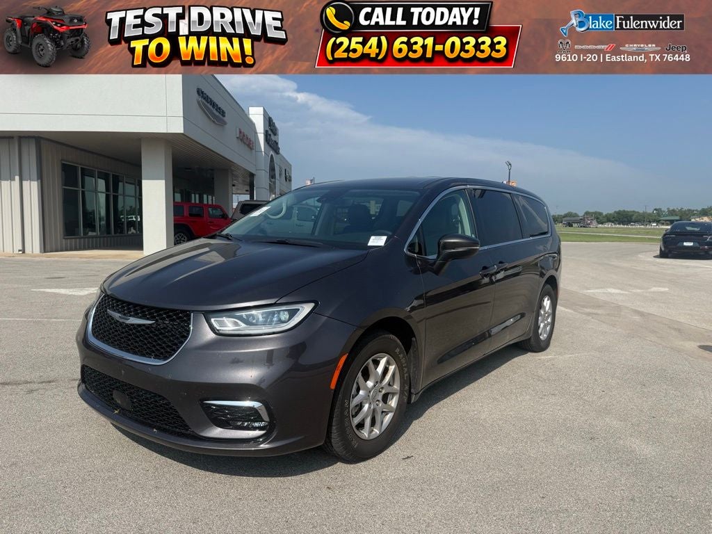 2023 Chrysler Pacifica Touring L