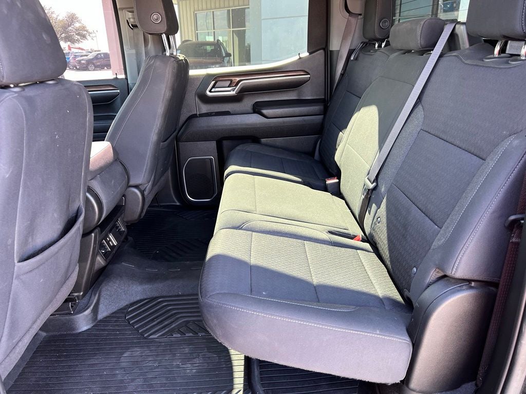 2022 Chevrolet Silverado 1500 4WD Crew Cab Short Bed RST