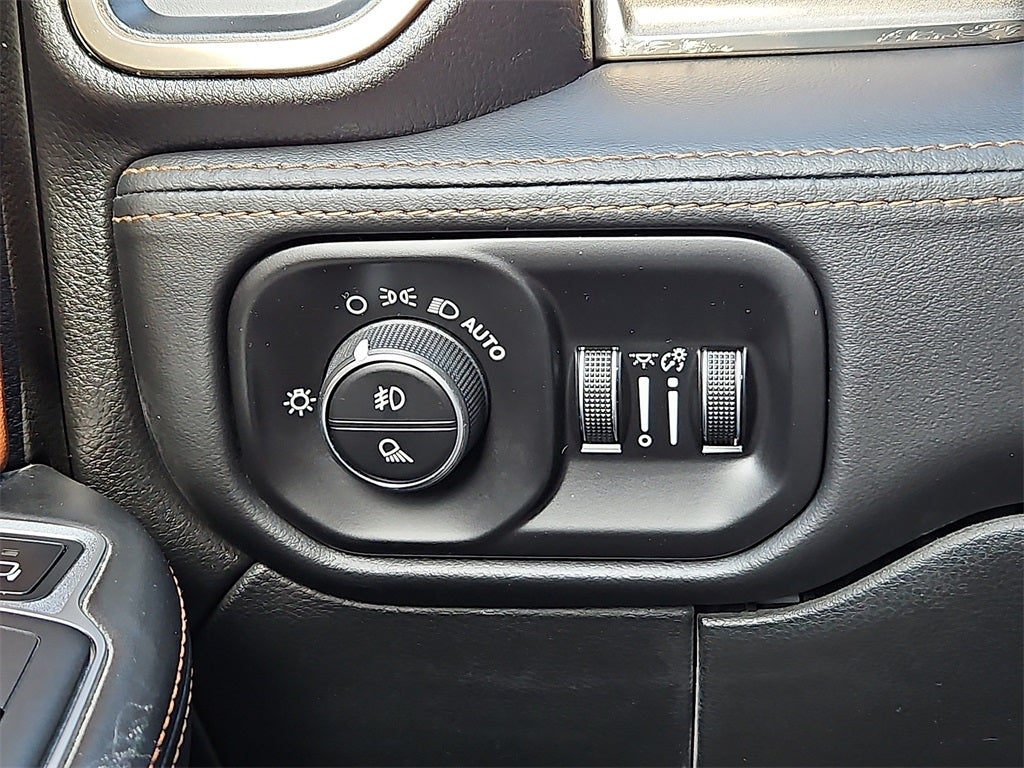 2021 RAM 3500 Limited Longhorn Crew Cab 4x4 8' Box