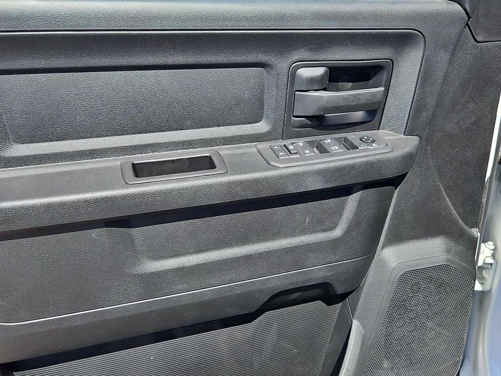 2026 RAM 2500 RAM 2500 TRADESMAN CREW CAB 4X4 6'4' BOX