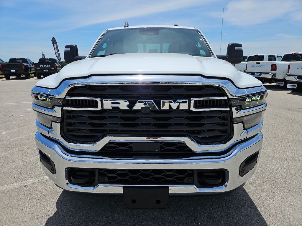 2026 RAM 2500 RAM 2500 TRADESMAN CREW CAB 4X4 6'4' BOX