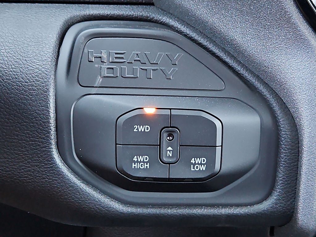 2026 RAM 2500 RAM 2500 TRADESMAN CREW CAB 4X4 6'4' BOX