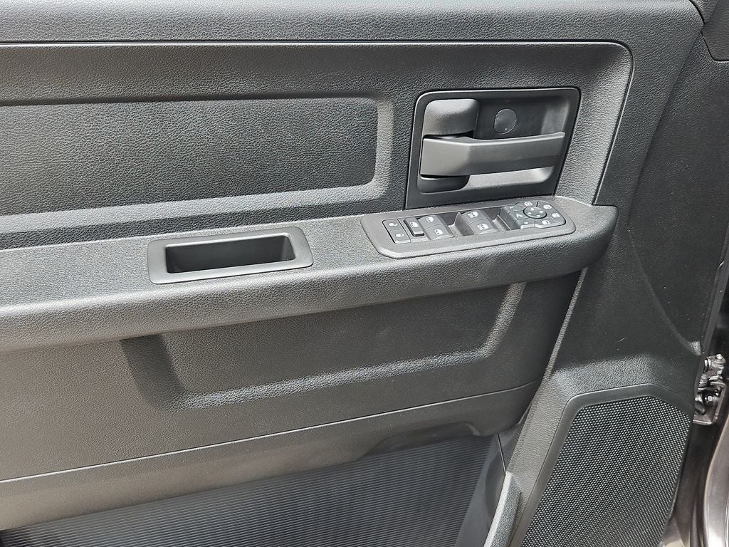 2026 RAM 2500 RAM 2500 WARLOCK CREW CAB 4X4 6'4' BOX
