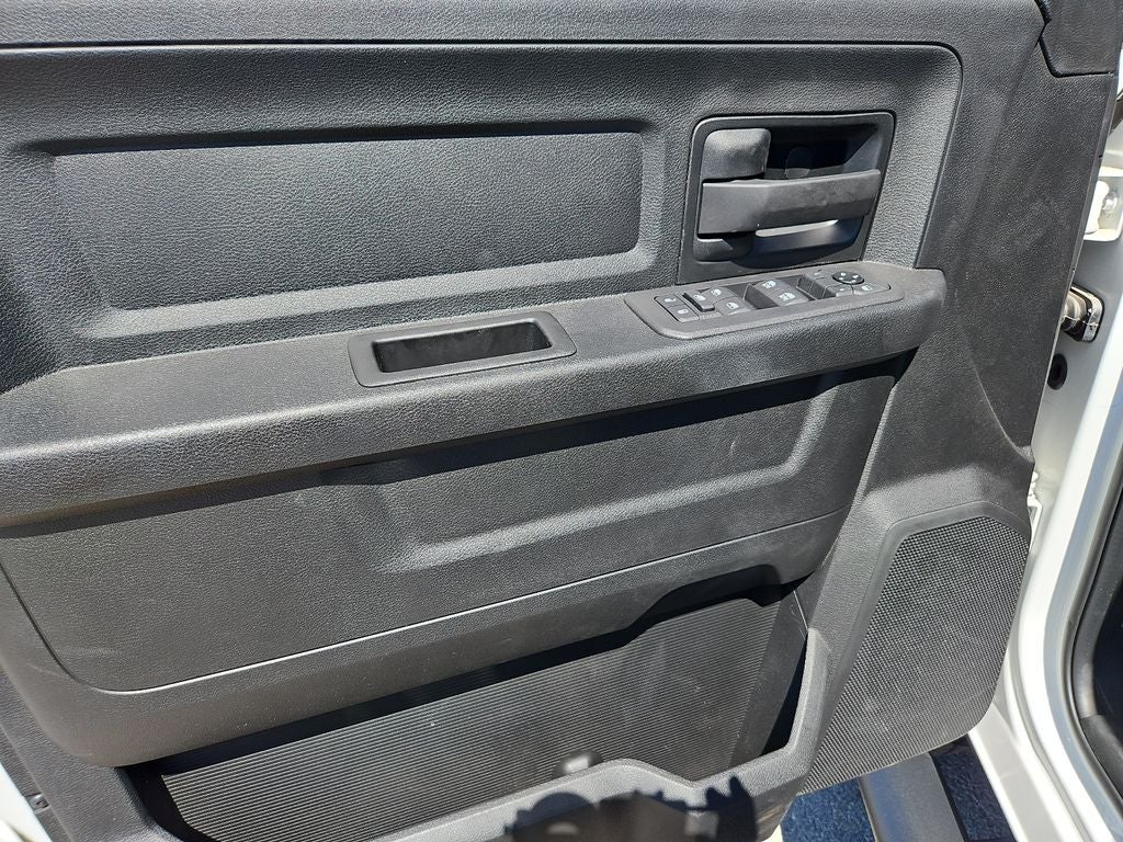 2026 RAM 2500 RAM 2500 TRADESMAN CREW CAB 4X4 6'4' BOX