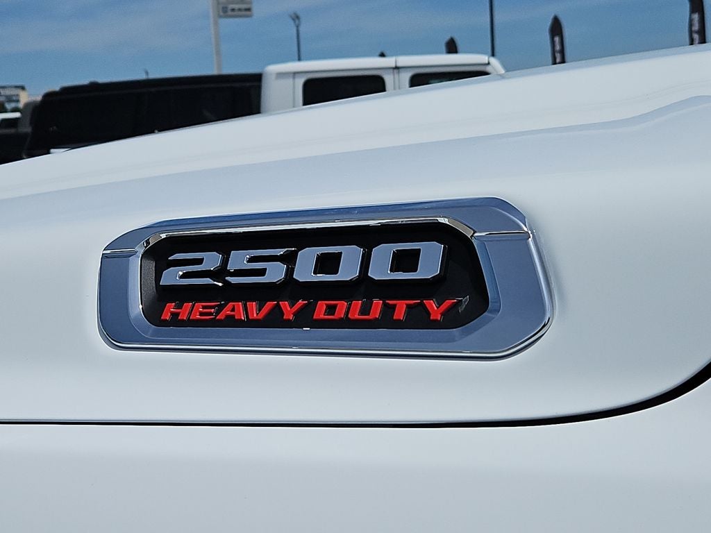 2026 RAM 2500 RAM 2500 TRADESMAN CREW CAB 4X4 6'4' BOX