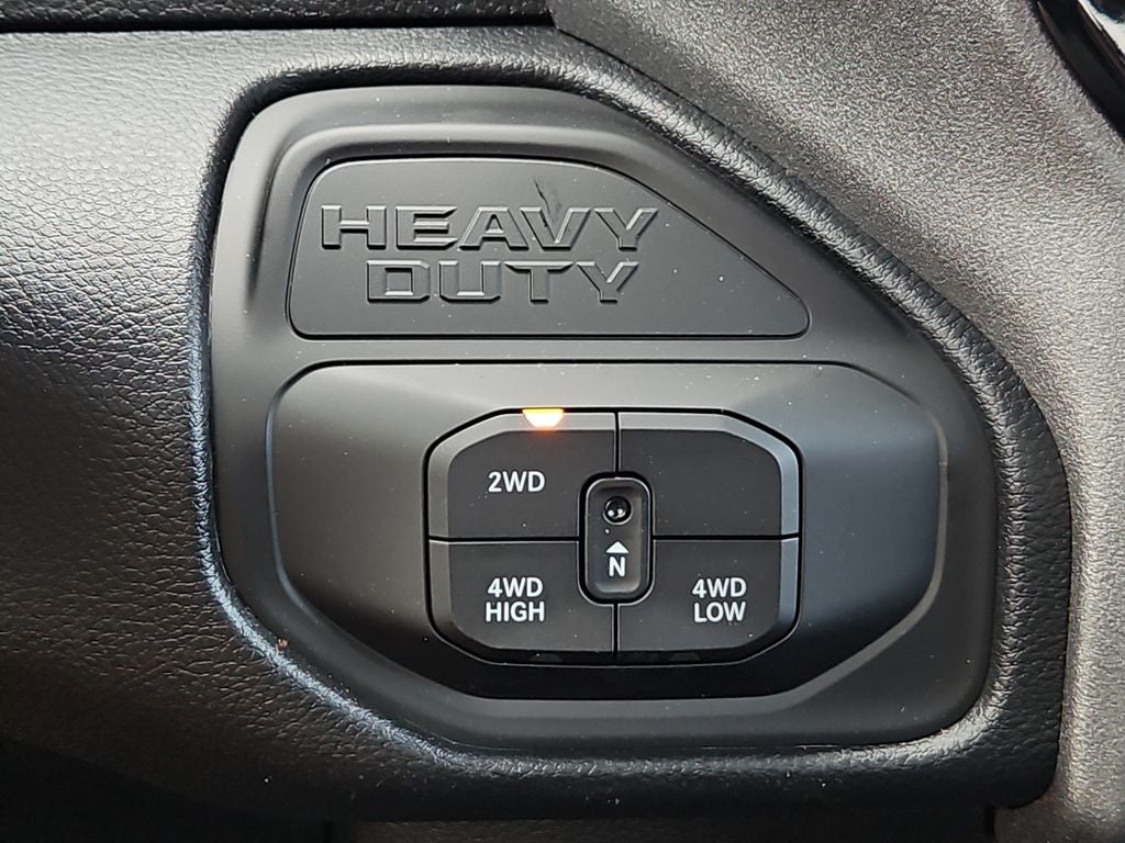 2026 RAM 2500 RAM 2500 TRADESMAN CREW CAB 4X4 6'4' BOX