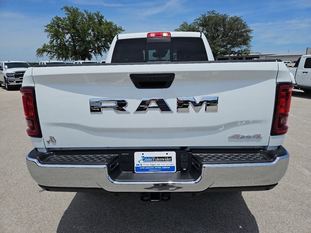 2026 RAM 2500 RAM 2500 TRADESMAN CREW CAB 4X4 6'4' BOX
