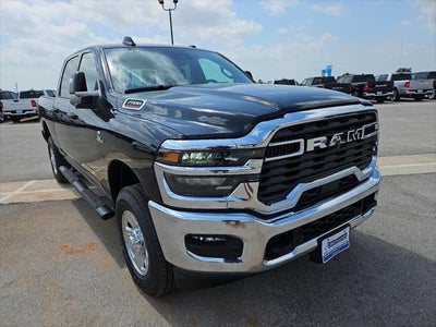 2026 RAM 2500 RAM 2500 TRADESMAN CREW CAB 4X4 6'4' BOX