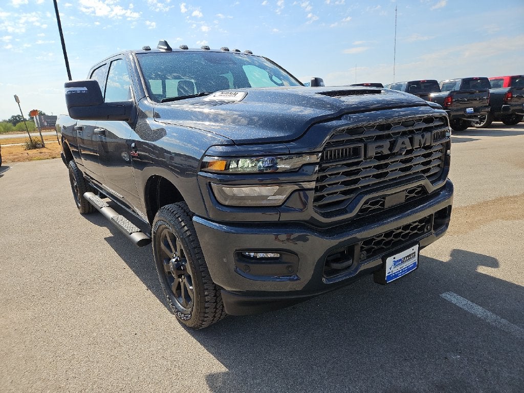 2027 RAM 2500 RAM 2500 BLACK EXPRESS CREW CAB 4X4 6'4' BOX