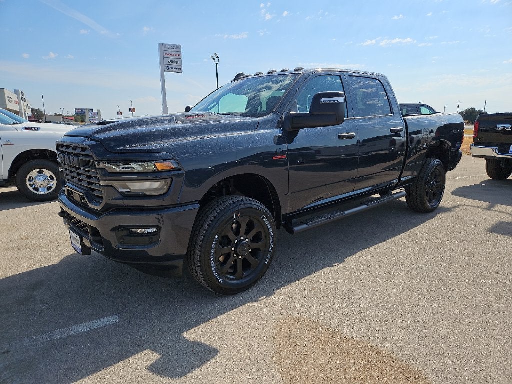 2027 RAM 2500 RAM 2500 BLACK EXPRESS CREW CAB 4X4 6'4' BOX