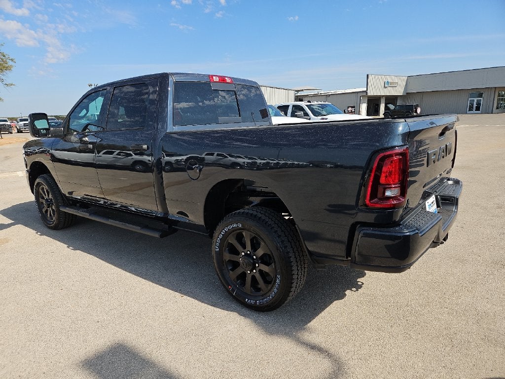 2027 RAM 2500 RAM 2500 BLACK EXPRESS CREW CAB 4X4 6'4' BOX