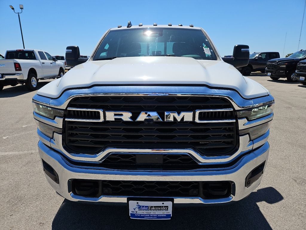 2026 RAM 2500 RAM 2500 TRADESMAN CREW CAB 4X4 6'4' BOX