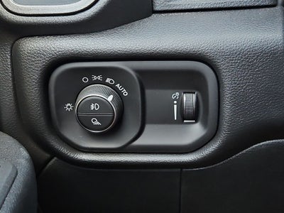 2026 RAM 2500 RAM 2500 TRADESMAN CREW CAB 4X4 6'4' BOX