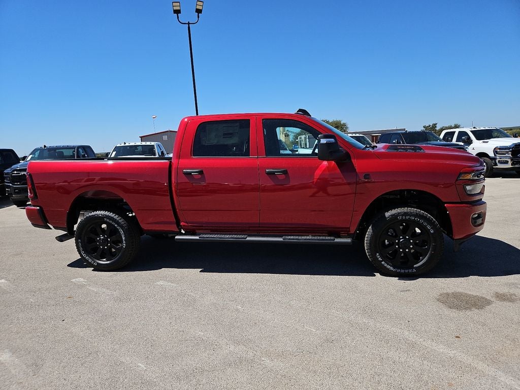 2027 RAM 2500 RAM 2500 BLACK EXPRESS CREW CAB 4X4 6'4' BOX