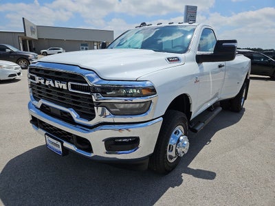 2026 RAM 3500 RAM 3500 TRADESMAN REGULAR CAB 4X4 8' BOX