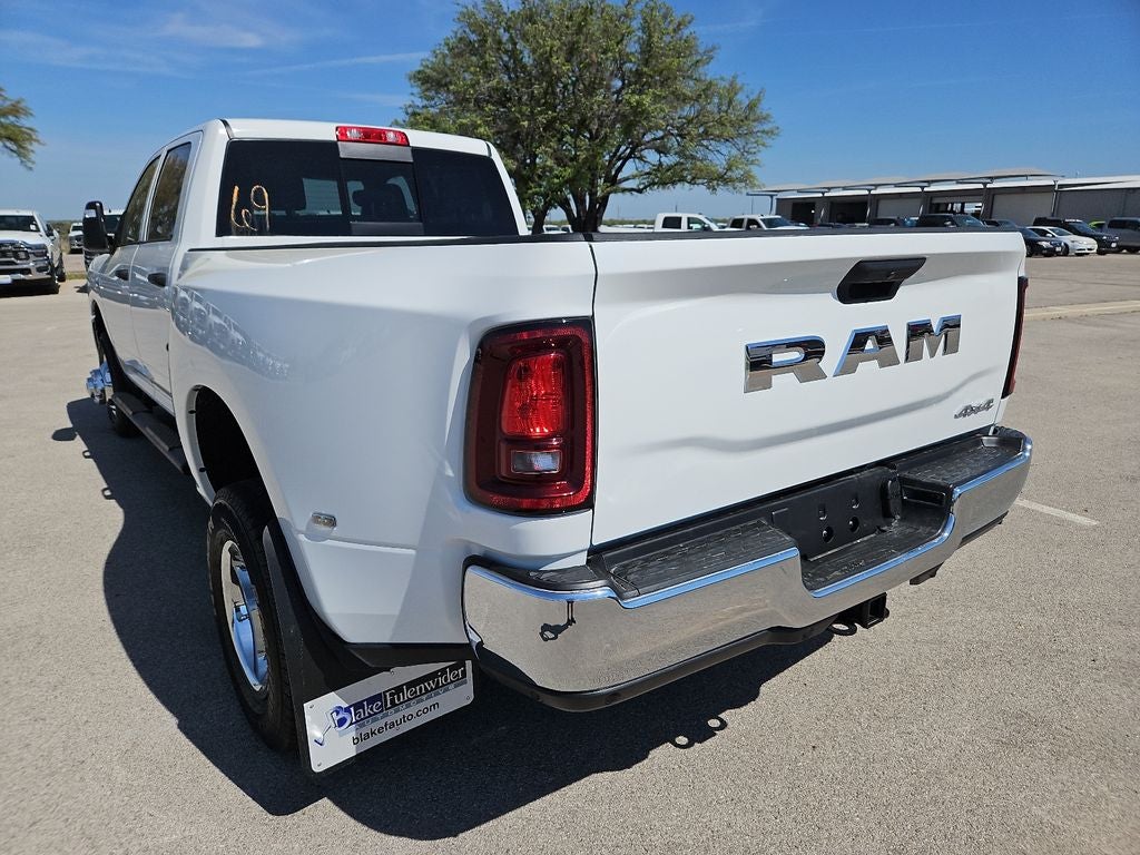 2026 RAM 3500 RAM 3500 TRADESMAN CREW CAB 4X4 8' BOX