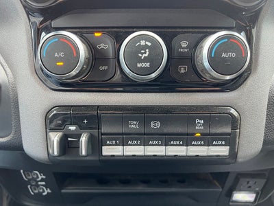 2024 RAM 3500 Tradesman Crew Cab 4x4 8' Box
