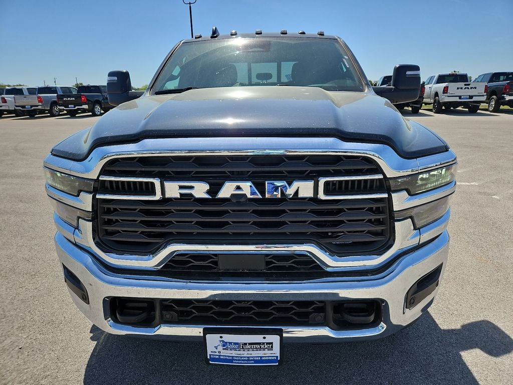 2026 RAM 3500 RAM 3500 TRADESMAN CREW CAB 4X4 8' BOX
