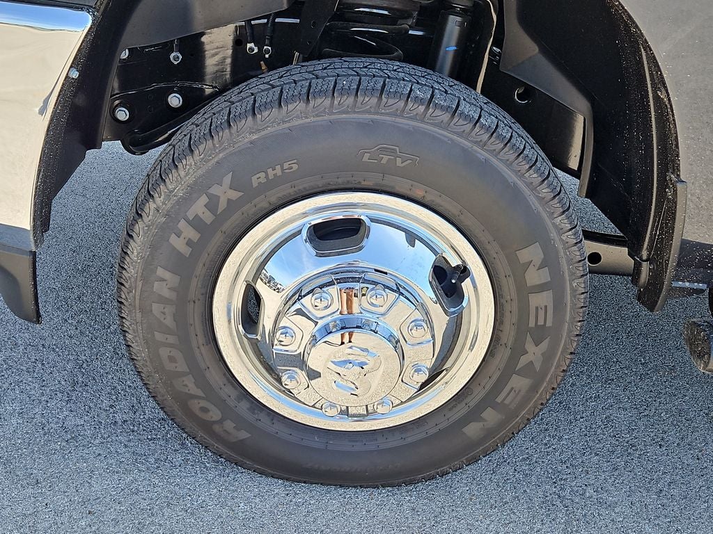 2026 RAM 3500 RAM 3500 TRADESMAN CREW CAB 4X4 8' BOX