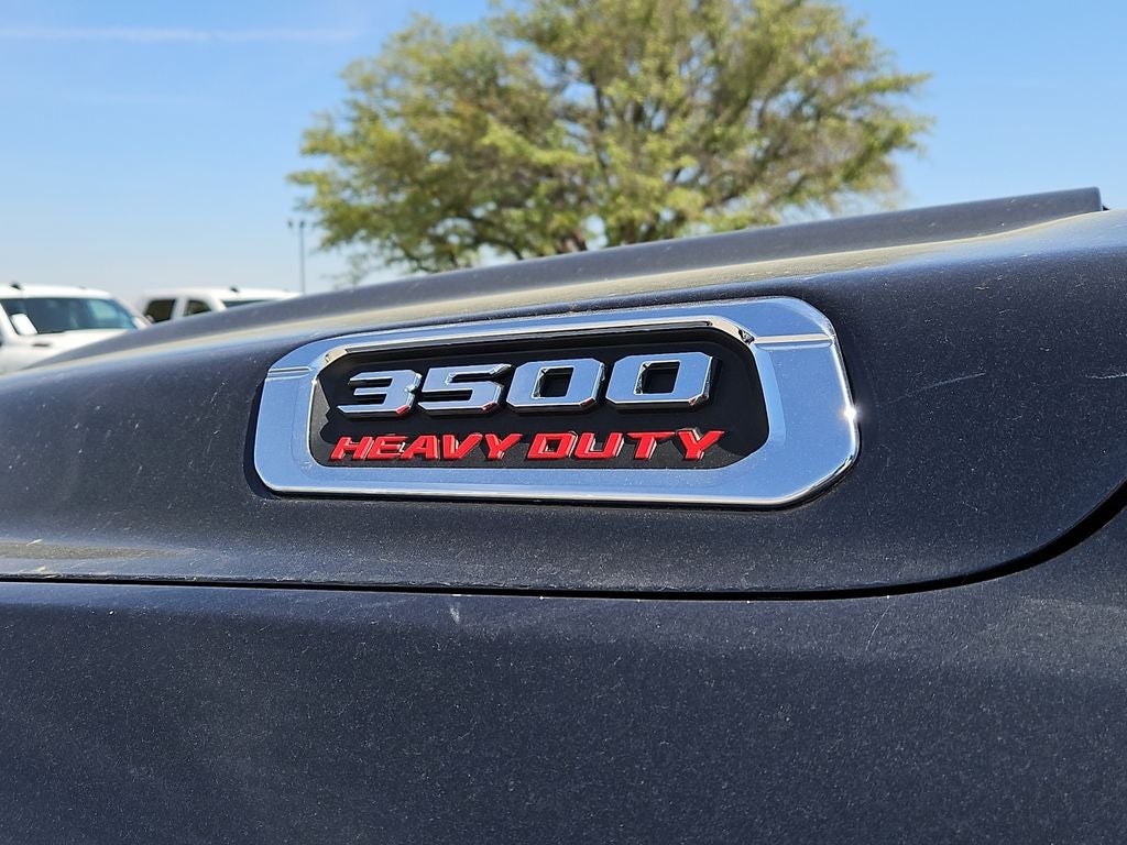 2026 RAM 3500 RAM 3500 TRADESMAN CREW CAB 4X4 8' BOX