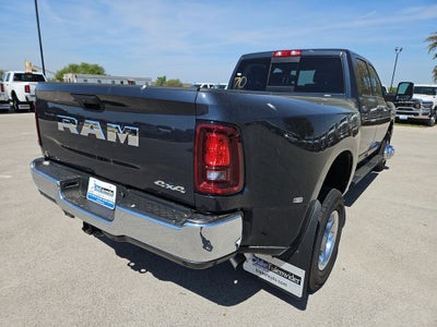 2026 RAM 3500 RAM 3500 TRADESMAN CREW CAB 4X4 8' BOX