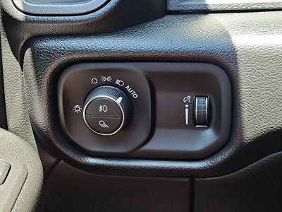 2026 RAM 3500 RAM 3500 TRADESMAN CREW CAB 4X4 8' BOX