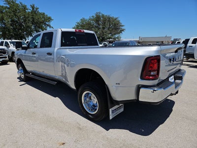 2026 RAM 3500 RAM 3500 TRADESMAN CREW CAB 4X4 8' BOX