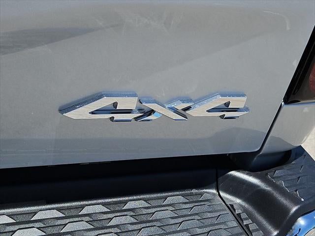 2026 RAM 3500 RAM 3500 TRADESMAN CREW CAB 4X4 8' BOX