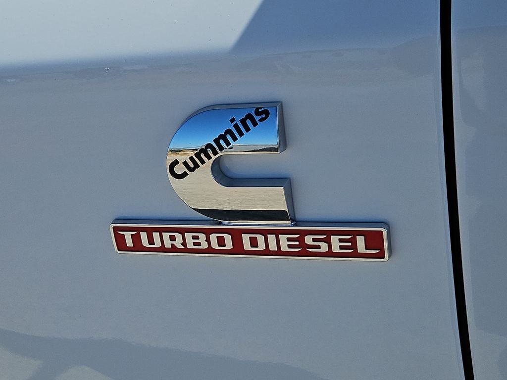 2027 RAM 3500 RAM 3500 TRADESMAN CREW CAB 4X4 8' BOX