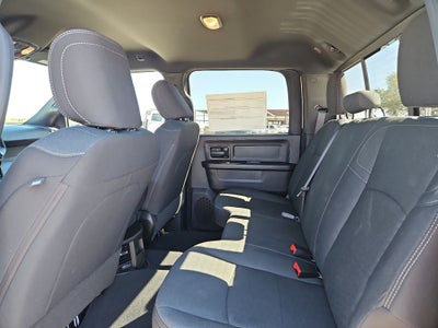 2027 RAM 3500 RAM 3500 TRADESMAN CREW CAB 4X4 8' BOX