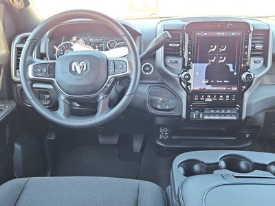 2027 RAM 3500 RAM 3500 TRADESMAN CREW CAB 4X4 8' BOX