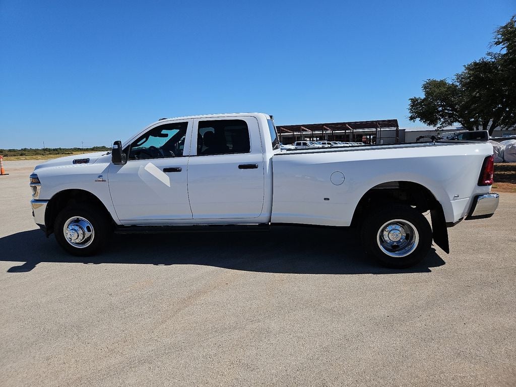 2027 RAM 3500 RAM 3500 TRADESMAN CREW CAB 4X4 8' BOX