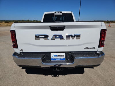 2027 RAM 3500 RAM 3500 TRADESMAN CREW CAB 4X4 8' BOX