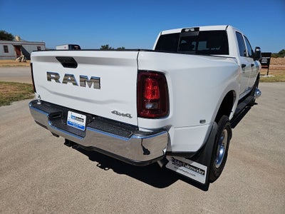 2027 RAM 3500 RAM 3500 TRADESMAN CREW CAB 4X4 8' BOX