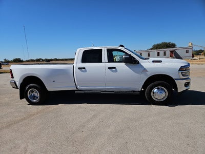 2027 RAM 3500 RAM 3500 TRADESMAN CREW CAB 4X4 8' BOX