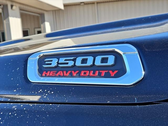 2026 RAM 3500 RAM 3500 TRADESMAN CREW CAB 4X4 8' BOX