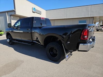2026 RAM 3500 RAM 3500 TRADESMAN CREW CAB 4X4 8' BOX