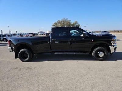 2026 RAM 3500 RAM 3500 TRADESMAN CREW CAB 4X4 8' BOX