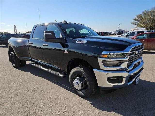 2026 RAM 3500 RAM 3500 TRADESMAN CREW CAB 4X4 8' BOX