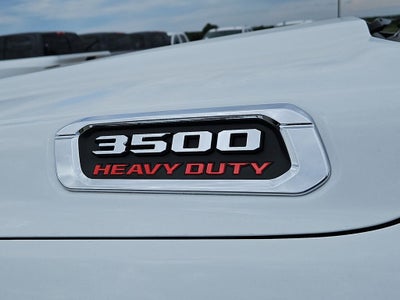 2026 RAM 3500 RAM 3500 TRADESMAN CREW CAB 4X4 8' BOX