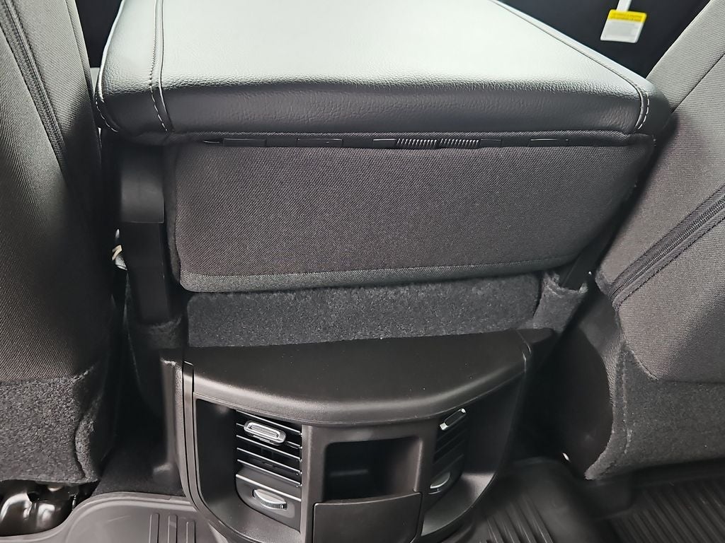 2026 RAM 3500 RAM 3500 TRADESMAN CREW CAB 4X4 8' BOX
