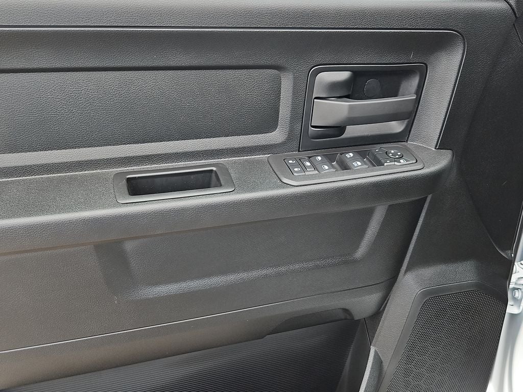2026 RAM 3500 RAM 3500 TRADESMAN CREW CAB 4X4 8' BOX