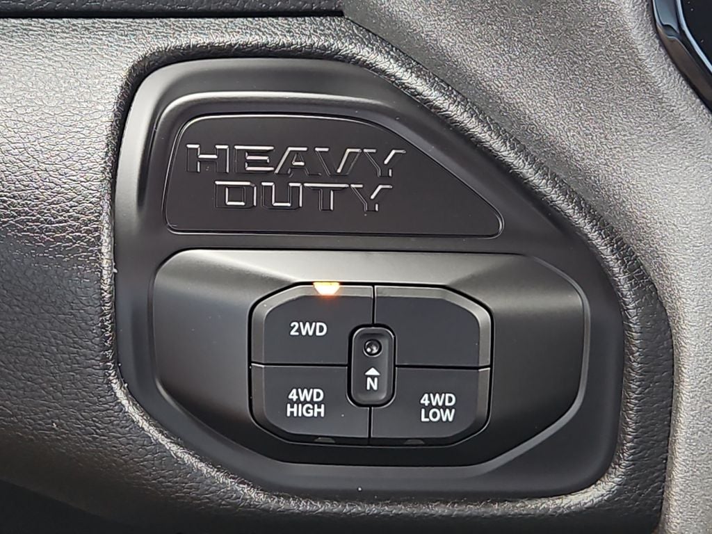 2026 RAM 3500 RAM 3500 TRADESMAN CREW CAB 4X4 8' BOX