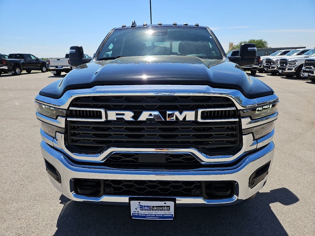2026 RAM 3500 RAM 3500 TRADESMAN CREW CAB 4X4 8' BOX